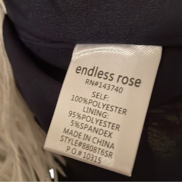 ENDLESS ROSE | Women’s Navy/Red Striped Feathered Hem Sleeveless Top Size S - Picture 5 of 8